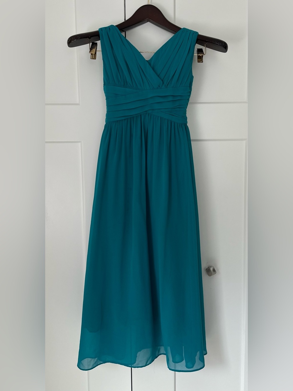 Girl’s Sleeveless Teal Party Dress with Pleated Bodice
